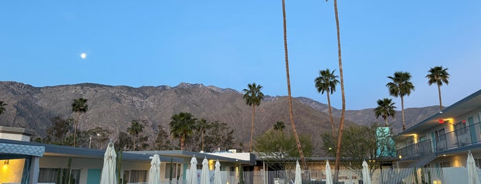 The Skylark Hotel is one of Palm Springs.