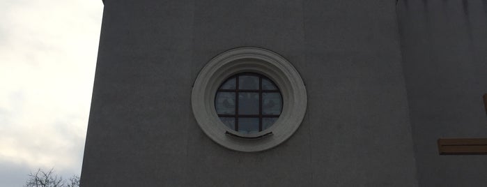 Костел святих Апостолів Петра і Павла і Божого Милосердя is one of Памятники достопримечательности в Ровно.