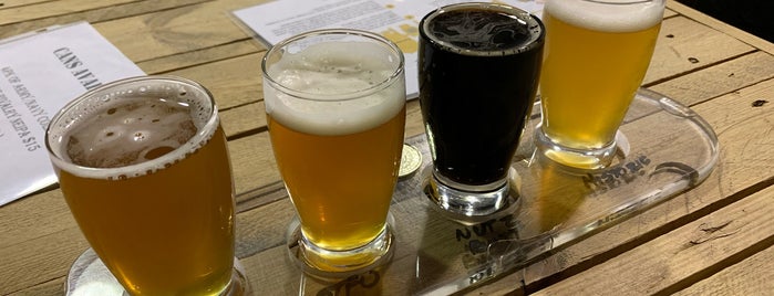 Backward Flag Brewing Company is one of Kさんの保存済みスポット.