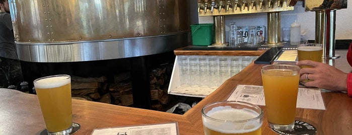 Crosscut Pizzeria and Taphouse is one of Boulder, CO.