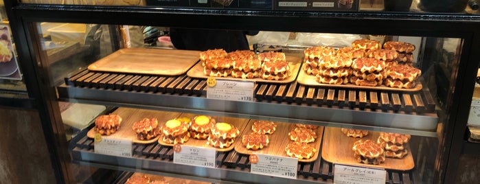 MR.waffle is one of cake shops in Yokohama.