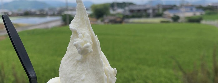 Royal Farm Akamatsu is one of All-time favorites in Japan.