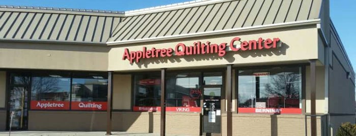 Appletree Quilting Center is one of สถานที่ที่ 🖤💀🖤 LiivingD3adGirl ถูกใจ.