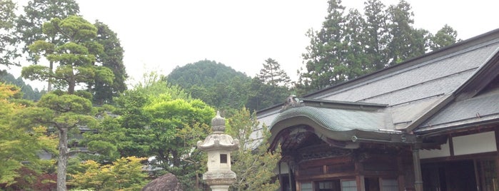 恵光院 is one of 高野山山上伽藍.