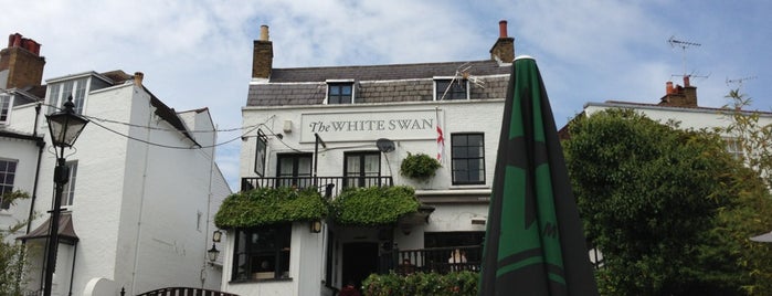The White Swan is one of London Beer Gardens.
