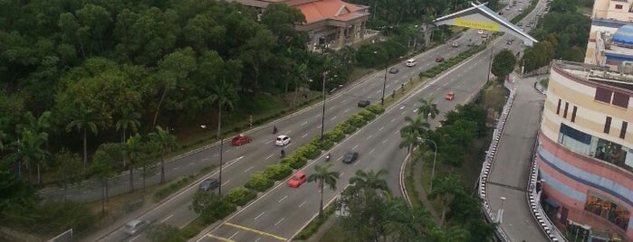 Jabatan Penilaian Dan Perkhidmatan Harta, Shah Alam is one of ꌅꁲꉣꂑꌚꁴꁲ꒒ 님이 저장한 장소.