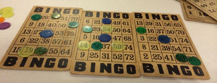 Bingo Lodge is one of Lieux qui ont plu à Nick.