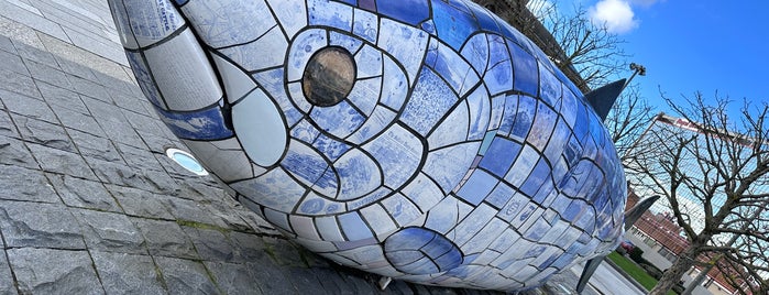 The Salmon of Knowledge (The Big Fish) is one of Roadtrip / Ireland.