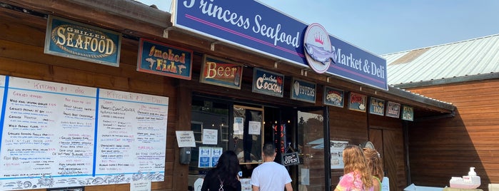 Princess Seafood Market & Deli is one of Posti che sono piaciuti a Stephraaa.