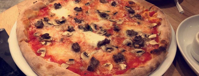 Eataly is one of The 15 Best Places for Pizza in Riyadh.