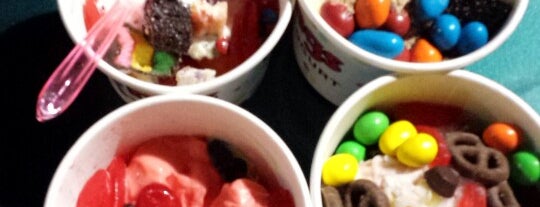 Toppings Frozen Yogurt is one of Cheri’s Liked Places.