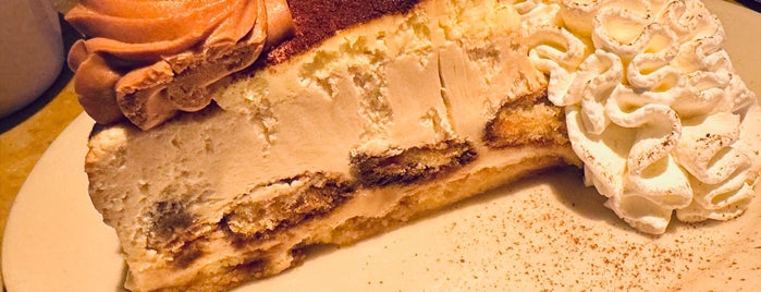 The Cheesecake Factory is one of Chattanooga Foodie.