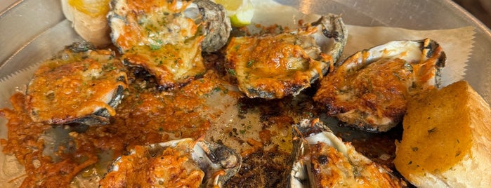 Gallier's Restaurant & Oyster Bar is one of LA-New Orlean.