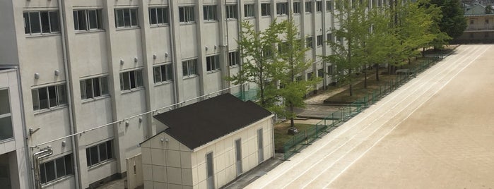 和歌山県立 新翔高等学校 is one of 和歌山県高等学校.