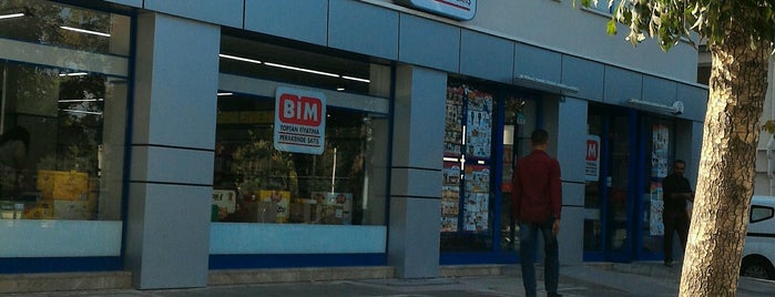 Bim Market is one of สถานที่ที่ Cenk ถูกใจ.