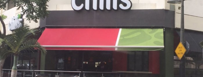 Chili's Grill & Bar is one of Tempat yang Disukai sinadI.
