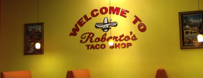 Roberto's Taco Shop is one of Locais curtidos por Mimi.