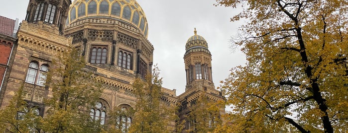 Neue Synagoge is one of Berlin 2018.