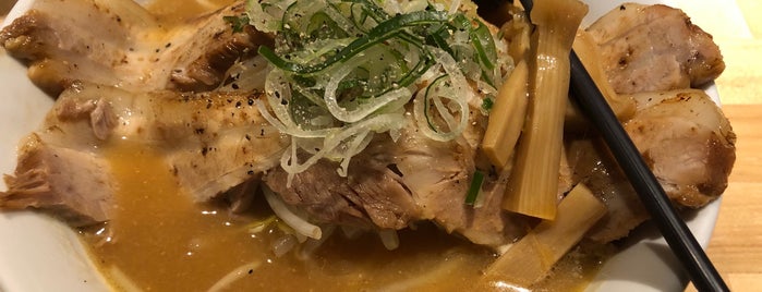 麺や 松 is one of グルメ.