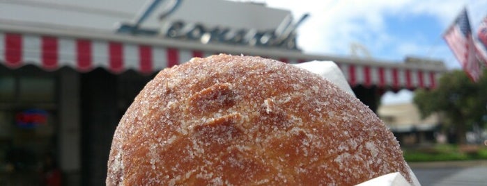 Leonard's Bakery is one of Oahu 2019.