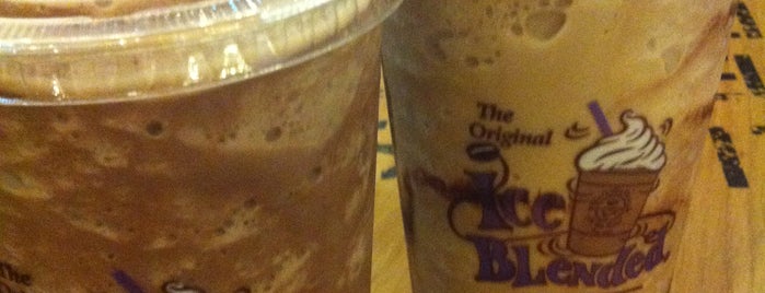 The Coffee Bean & Tea Leaf is one of Afilさんのお気に入りスポット.