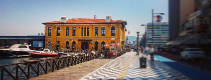 Pasaport Vapur İskelesi is one of Tempat yang Disukai Seyhan.
