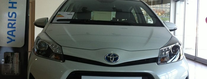 Toyota Plaza Dumankaya Gebze is one of Posti che sono piaciuti a Barış.