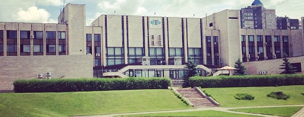 MGIMO is one of Москва.