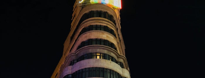 Edificio Carrión (aka Capitol) is one of Madrid.
