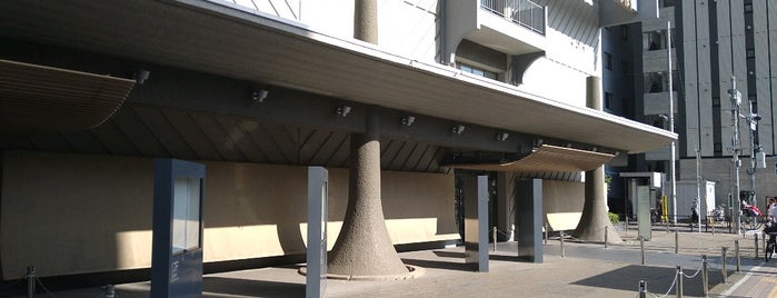 東京都立産業貿易センター台東館 is one of Lugares favoritos de 高井.