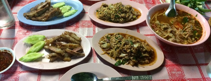 ร้านริมโขง is one of Bangkok food.