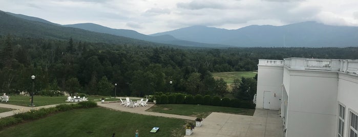 Rosebrook Lounge is one of Bretton Woods Dining Options.