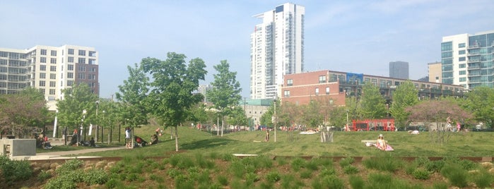 Mary Bartelme Park is one of Chicago.