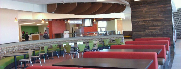 Drumlin Dining Hall is one of College.