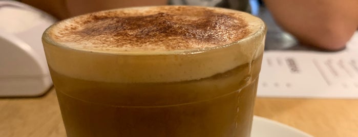 Caffè Latte is one of Valter: сохраненные места.