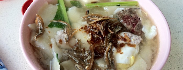 Fatty Mee Hoon Kuey 大肥面粉糕 is one of 板面(Pan Mee).