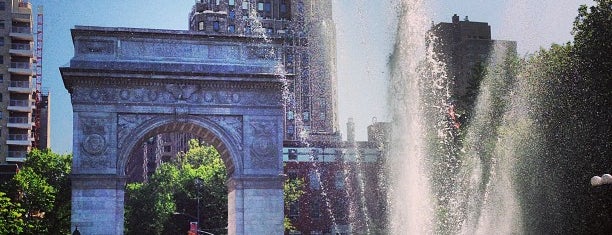 Washington Square Park is one of When Frenchies Visit New York.