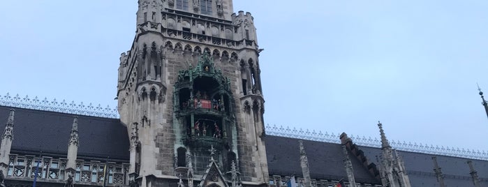 Marienplatz is one of Tempat yang Disukai Rafael.