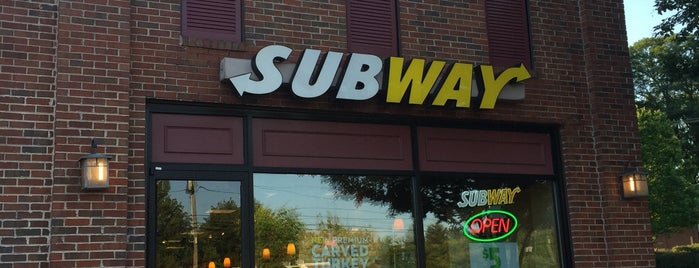 Subway is one of Tempat yang Disimpan Carey.