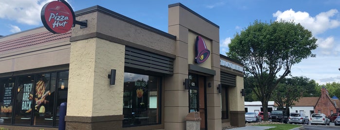 Taco Bell is one of Front Royal Restaurants.