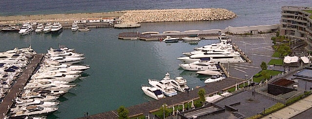Four Seasons Hotel Beirut is one of Labaland.