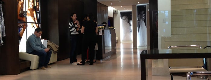 Pronovias is one of The 11 Best Bridal Stores in São Paulo.