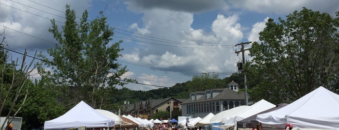 Occoquan Arts and Craft Festival is one of Favorite Places.