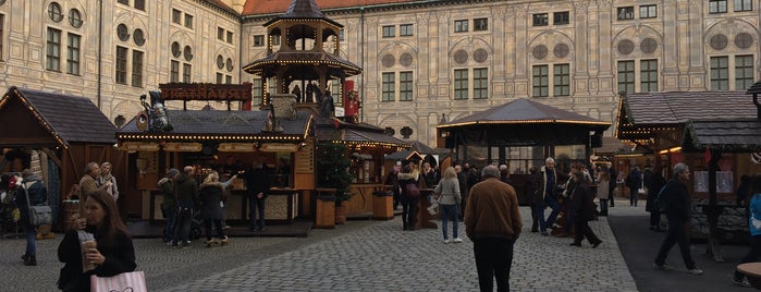 Weihnachtsdorf im Kaiserhof der Residenz is one of Christmas Markets.