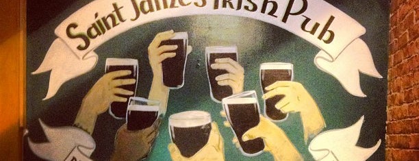 St. James Irish Pub is one of Lieux qui ont plu à Brian.