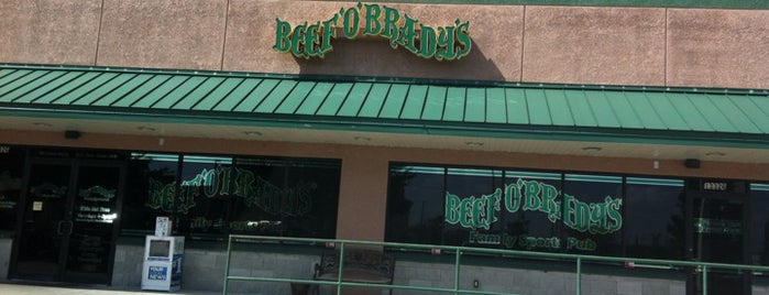 Beef 'O' Brady's is one of Orte, die Bev gefallen.