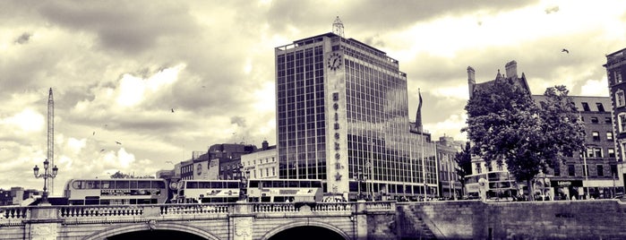 O'Connell Bridge is one of Dublin.