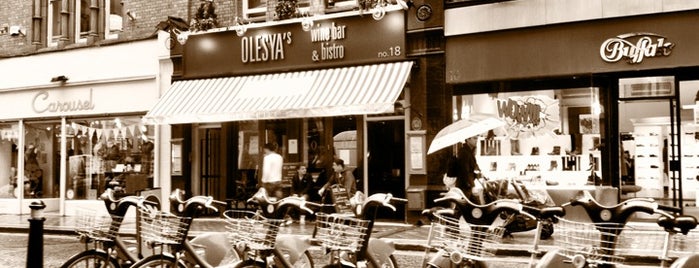Olesya's Wine Bar is one of สถานที่ที่ Nick ถูกใจ.