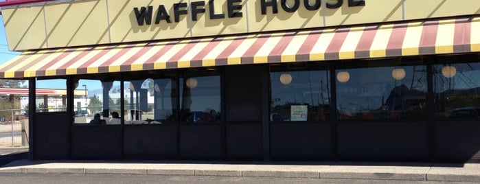 Waffle House is one of Lugares favoritos de Ben.