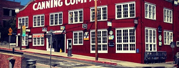 Cannery Row Parking is one of Locais curtidos por Aline.